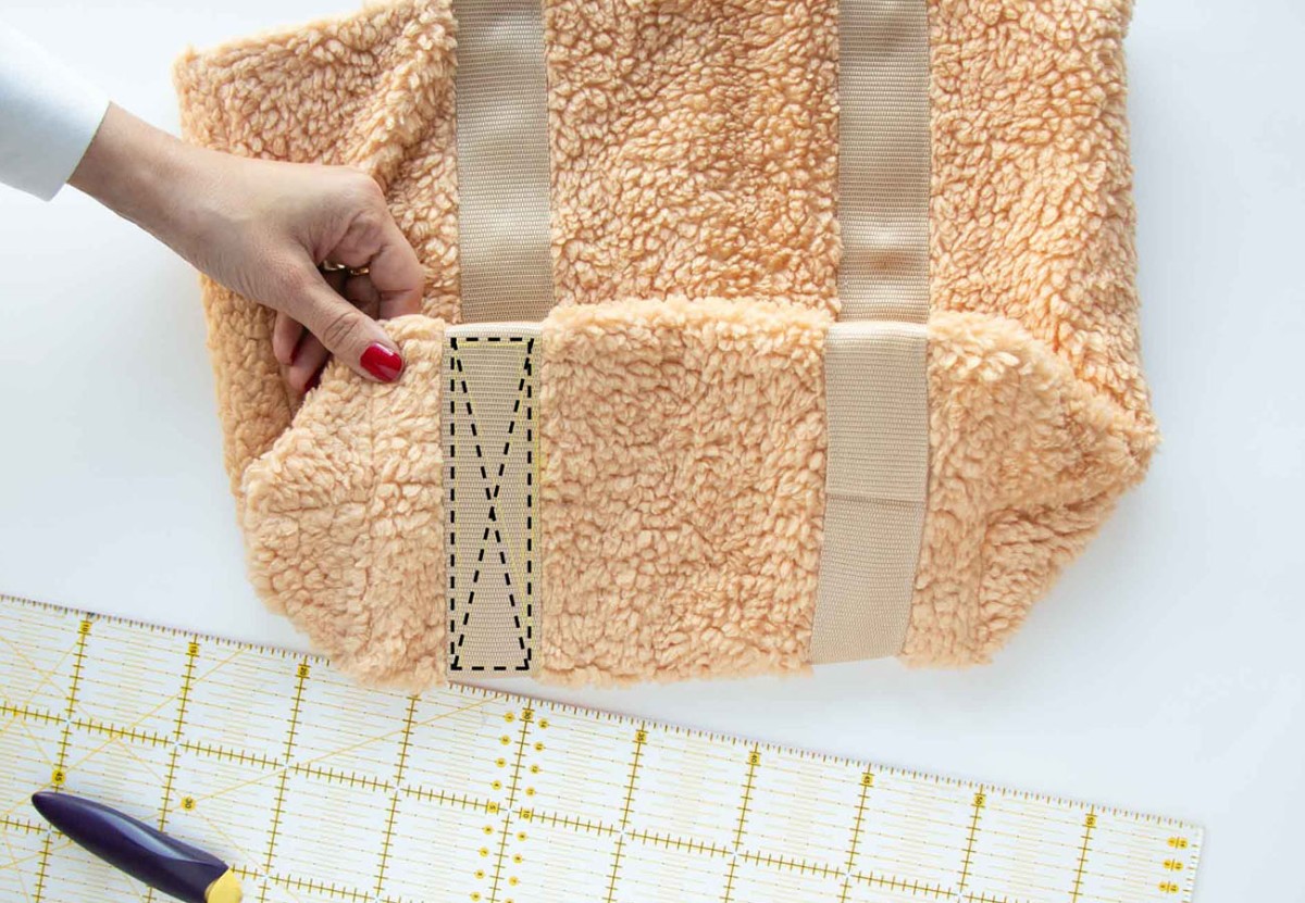 schmetz_do-it_schnittmuster_plueschtasche_step_09